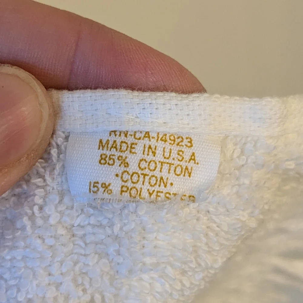 Vintage Made in USA White Yellow Floral Pattern Hand Bath Towel Mid Size
